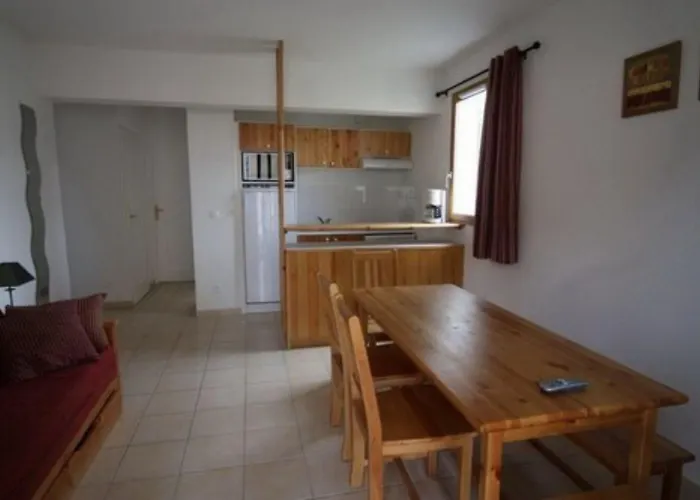 Apartmanhotel Hameau Des Sources 3*